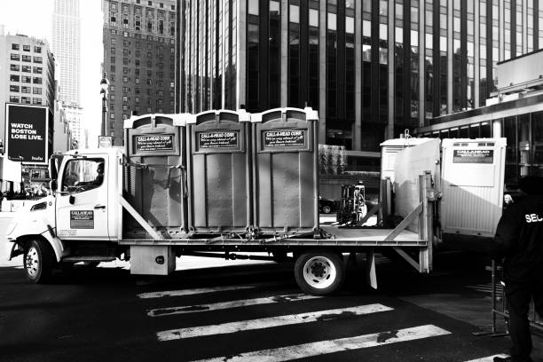 Best Luxury portable toilet rental  in East Niles, CA
